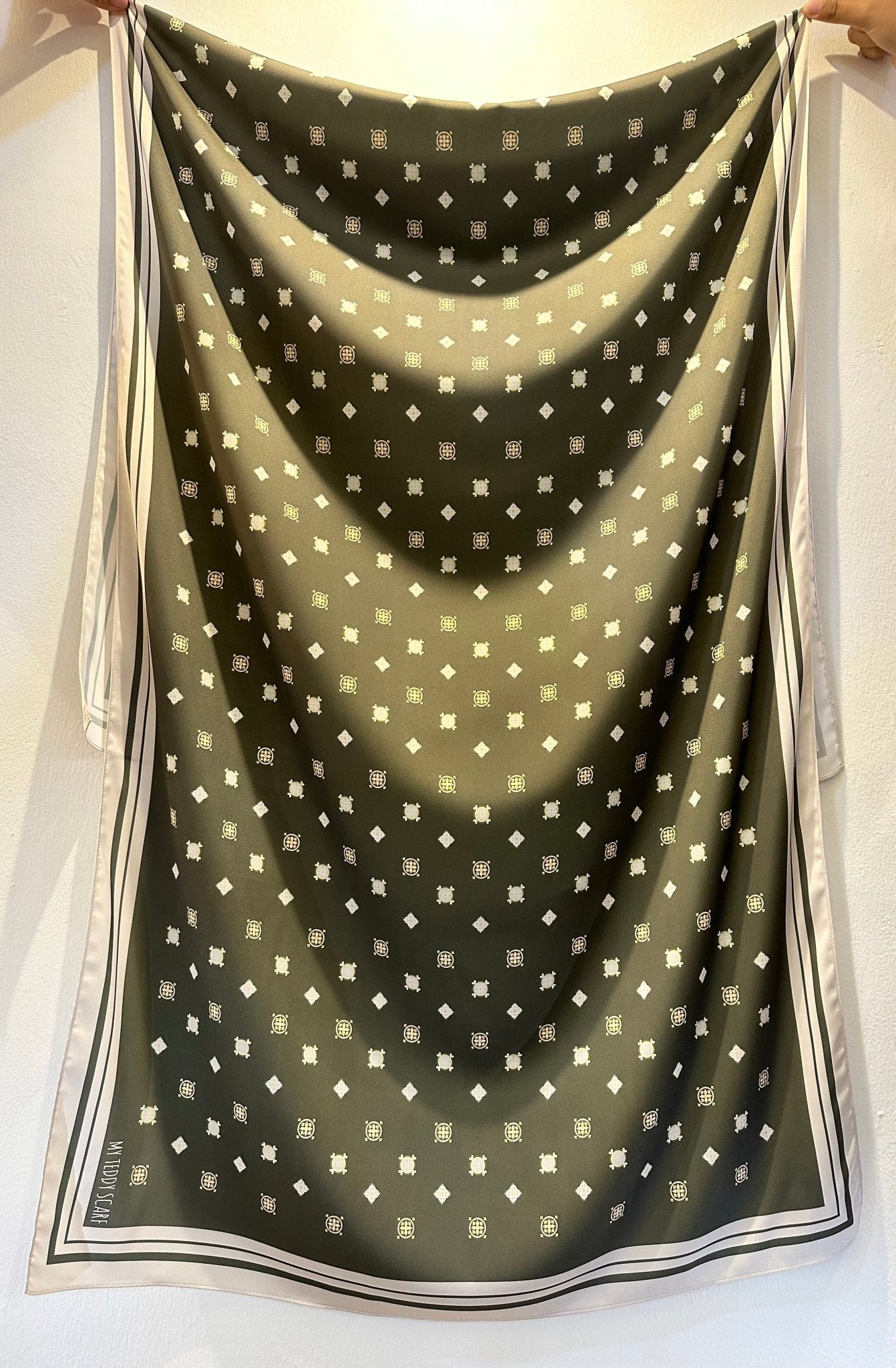 Diamond in Olive Shawl - MyTeddyScarf