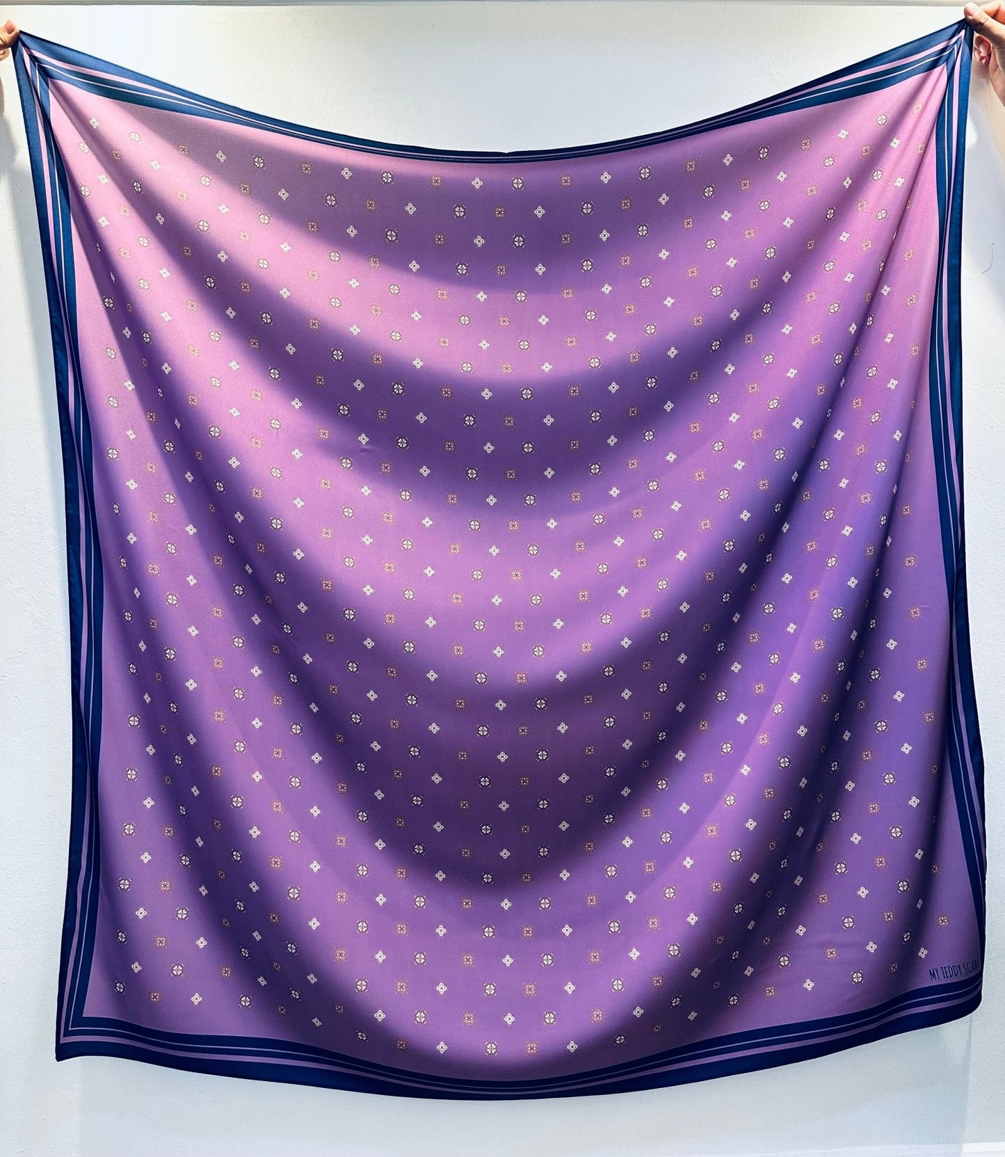 Diamond in Amethyst Square - MyTeddyScarf