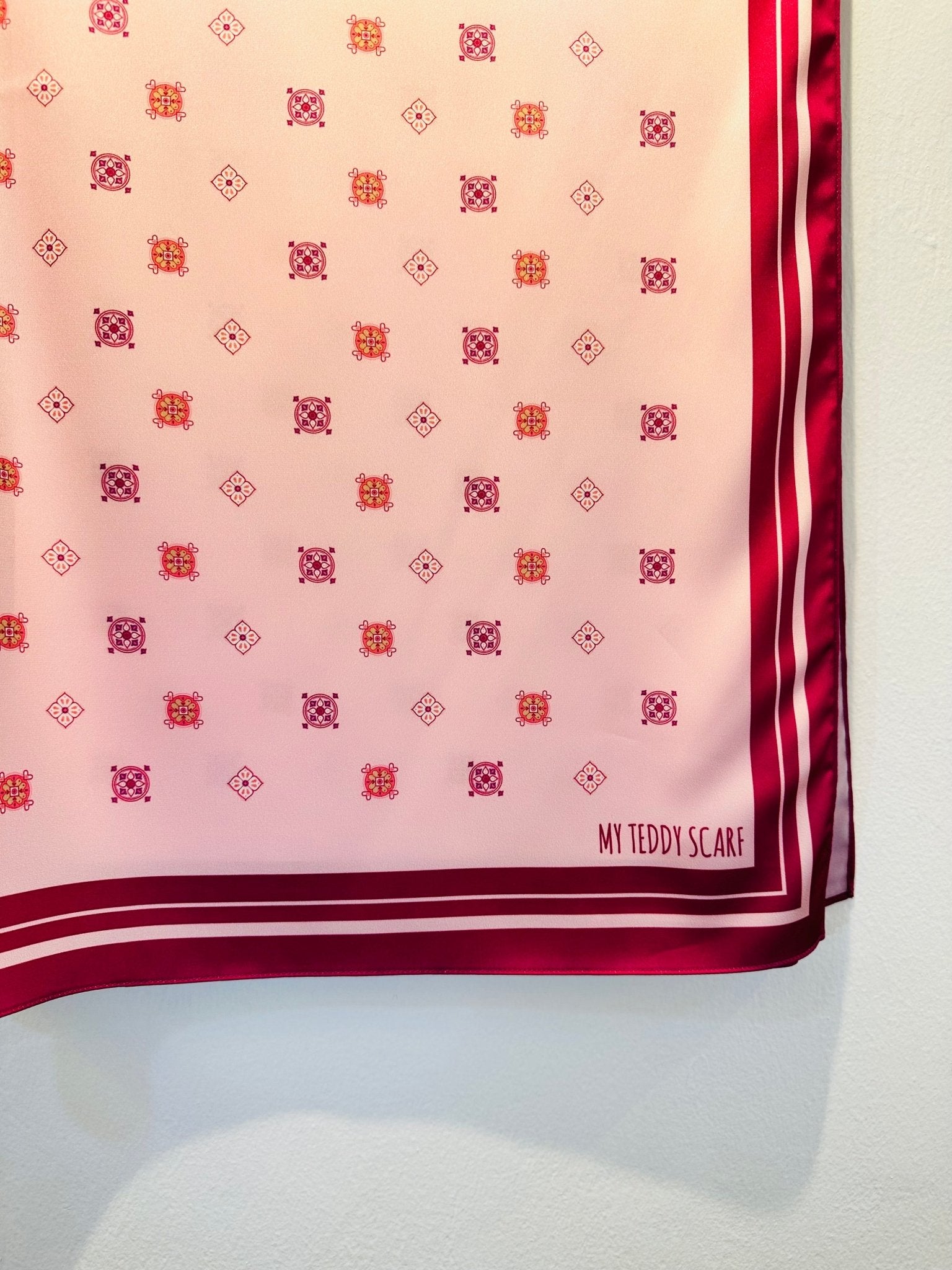Diamond in Blush Square - MyTeddyScarf