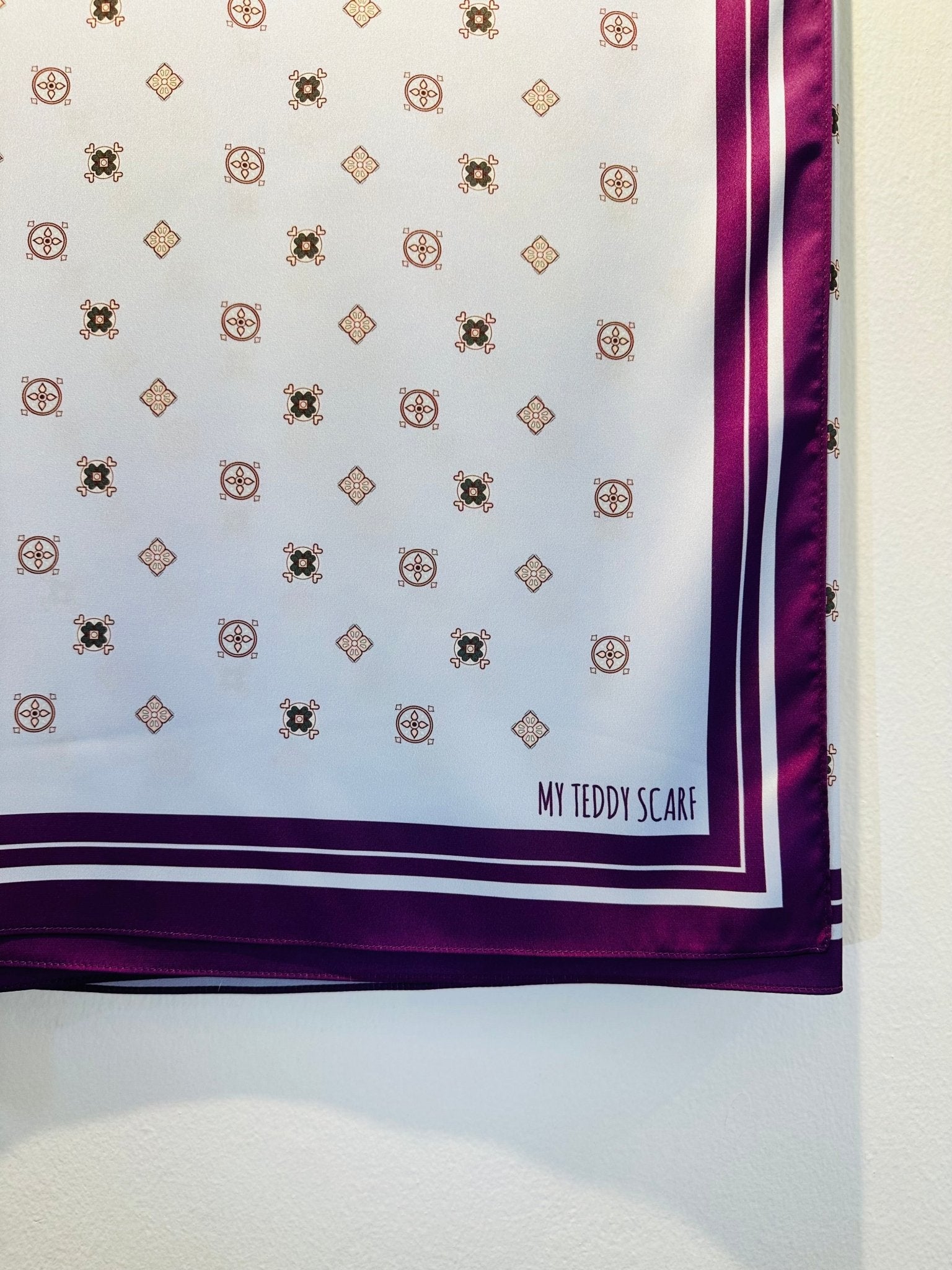 Diamond in Powder Blue Square - MyTeddyScarf