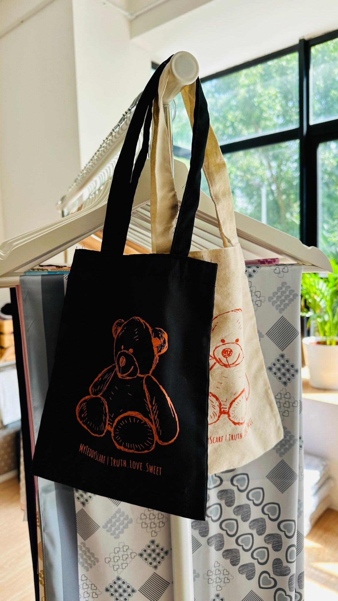 Free 2 Tote Bags - MyTeddyScarf