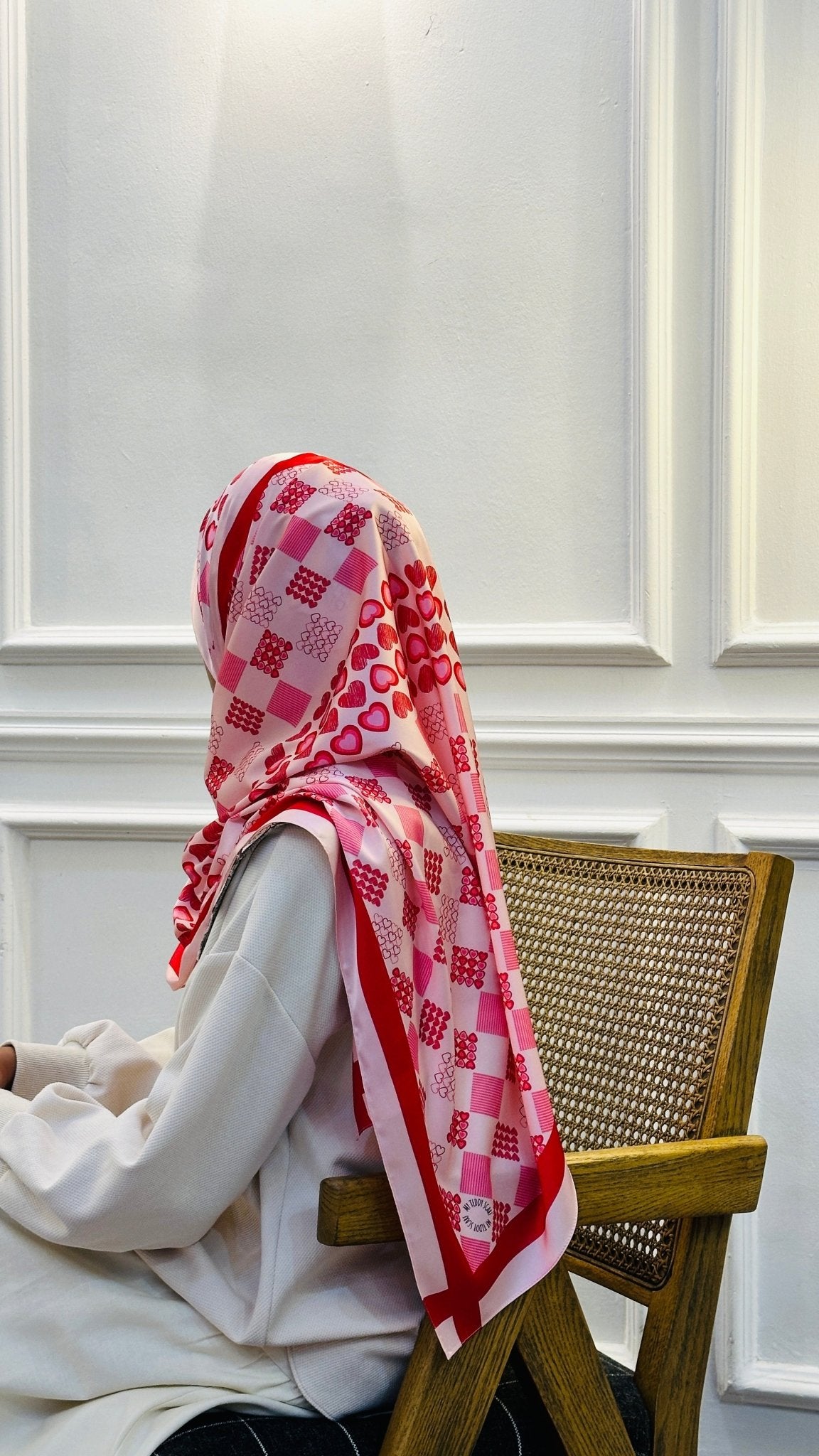 Heart of Love in shawl - MyTeddyScarf