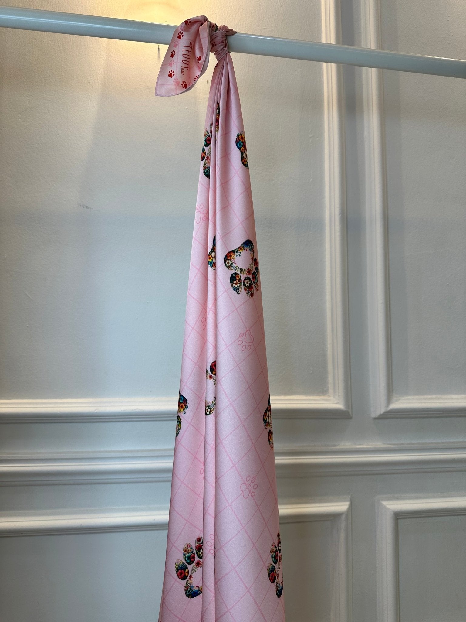 Pawrints in Grizzly - MyTeddyScarf
